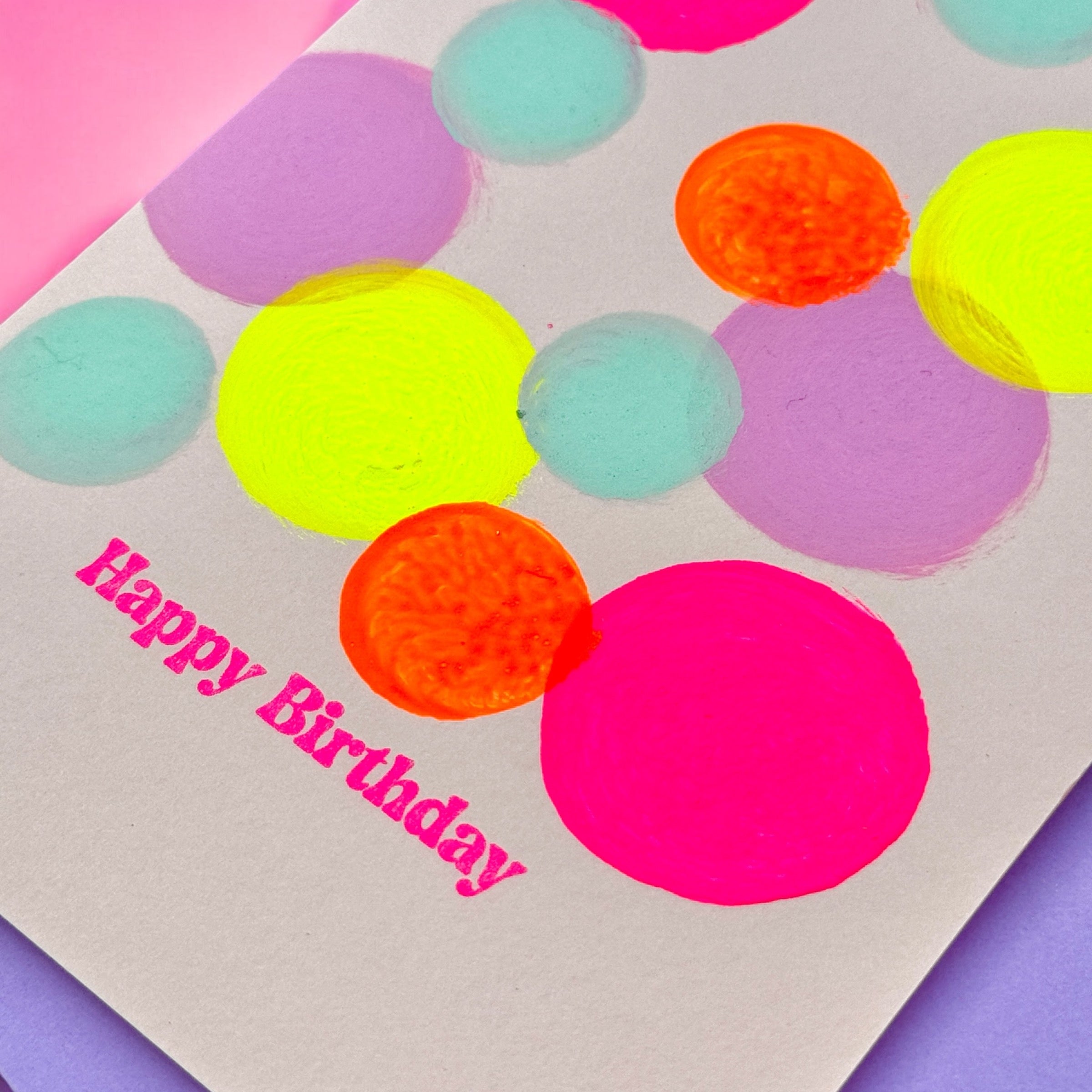 Éclaboussure d'anniversaire Lilas