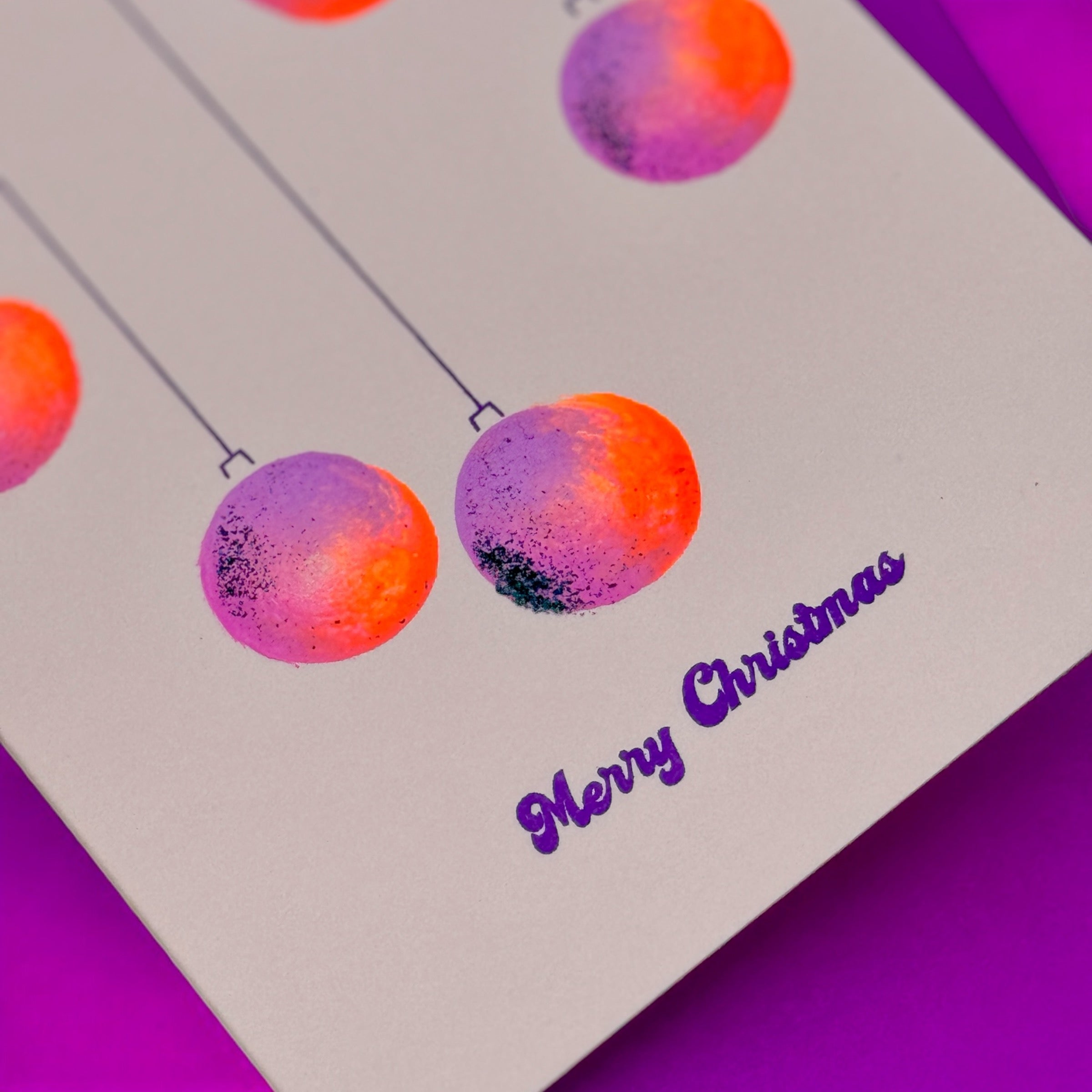 Boules de Noël teintées