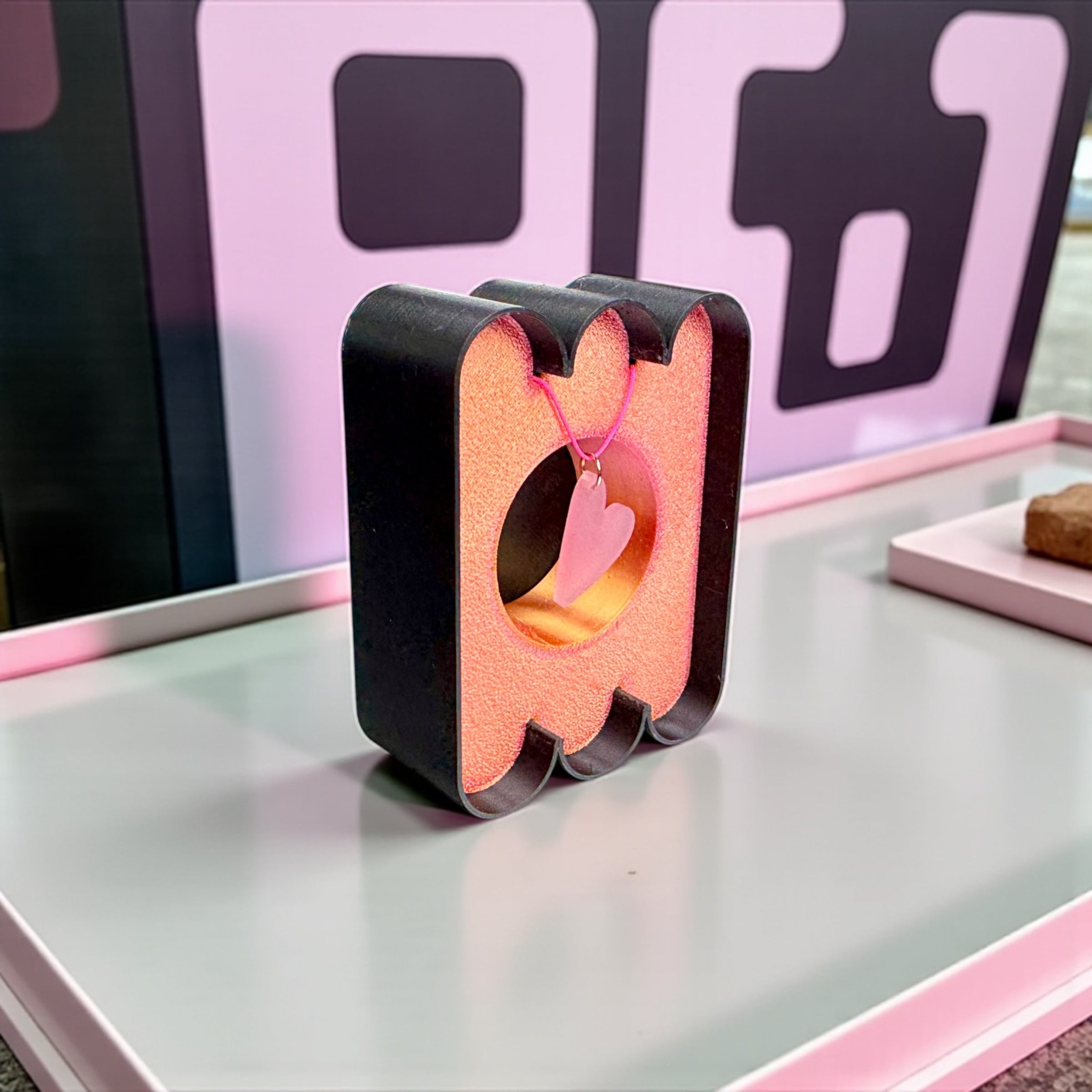 HEARTBEAT * Dark Mode Chain