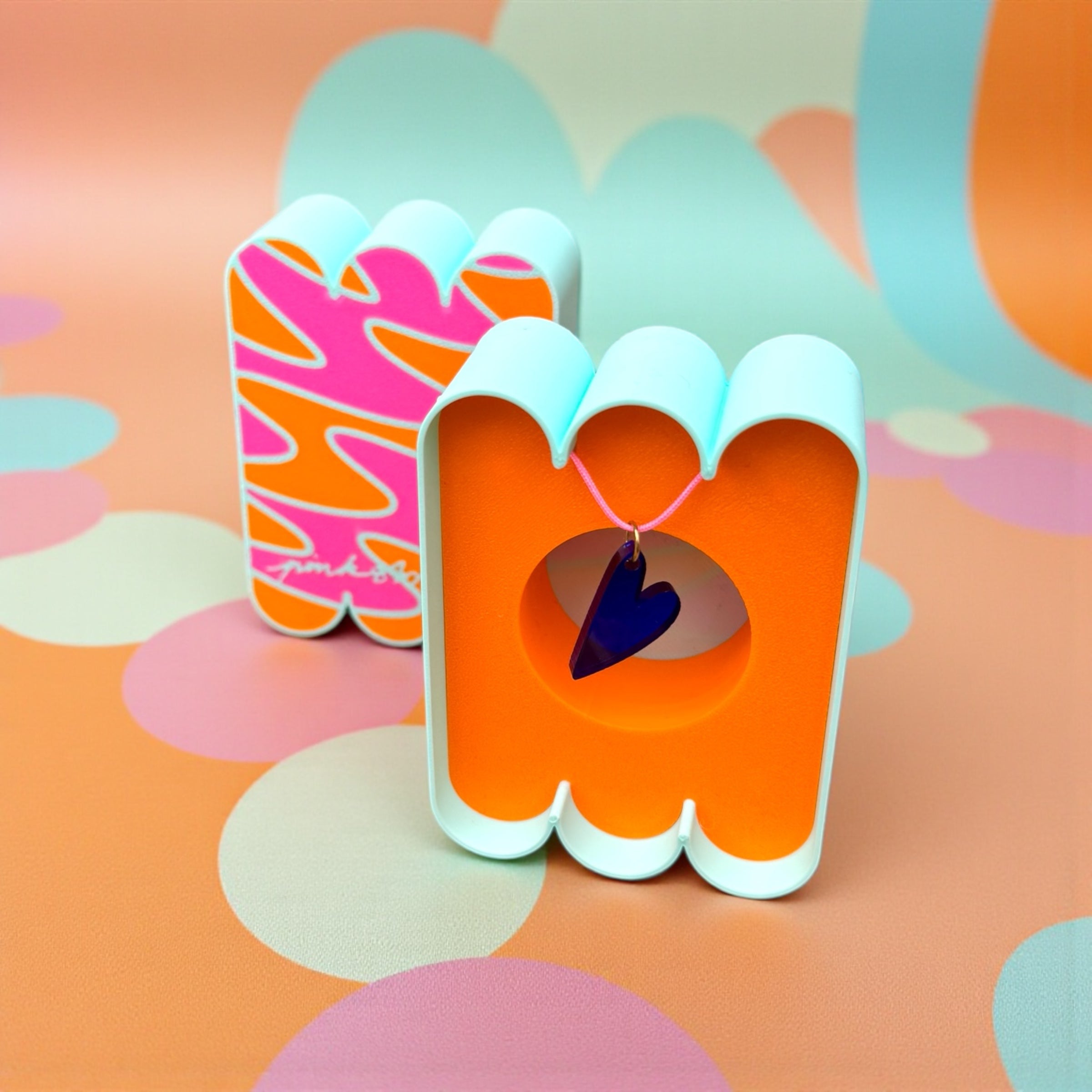 BATTEMENT DE CŒUR * Chaîne de choc des couleurs