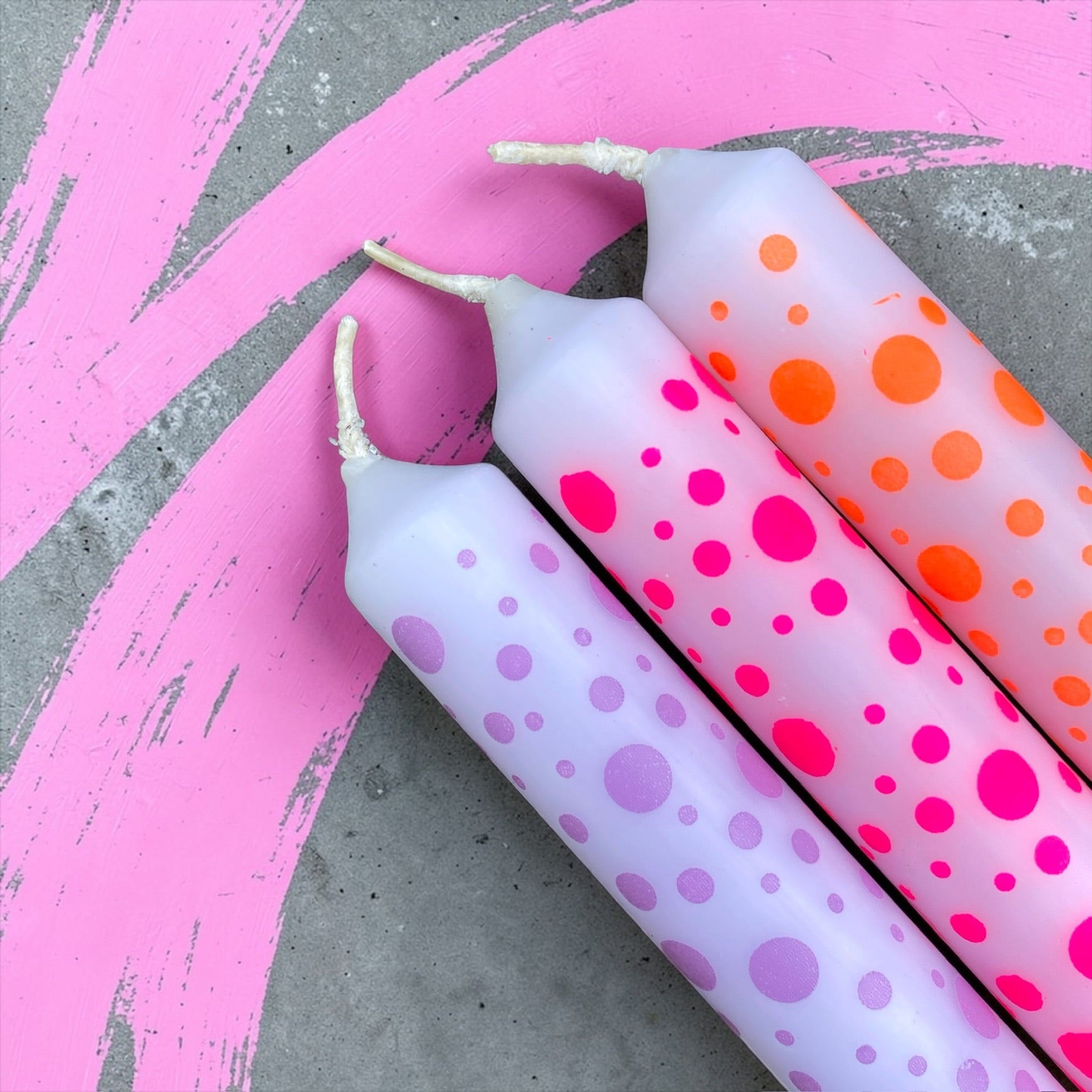 Graphic lights * Dots 404