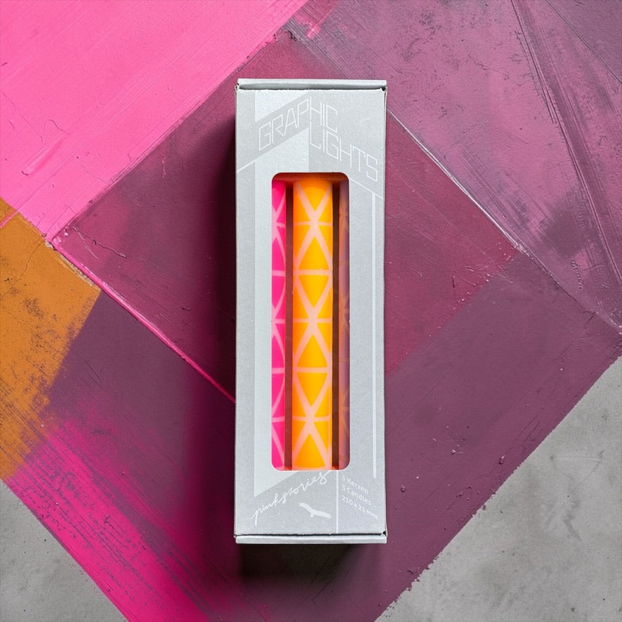 Graphic lights * Curves 301