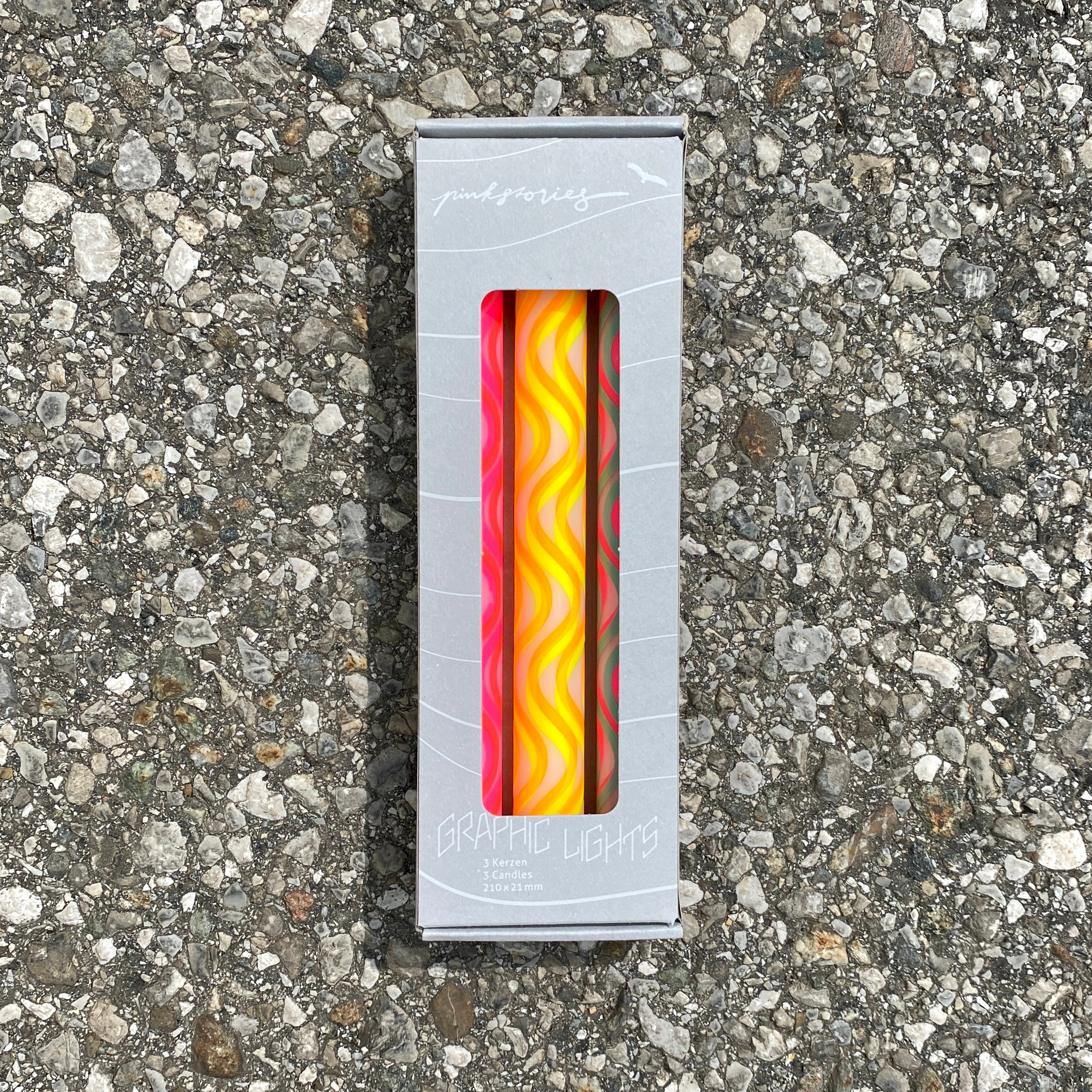 Graphic lights * Curves 304