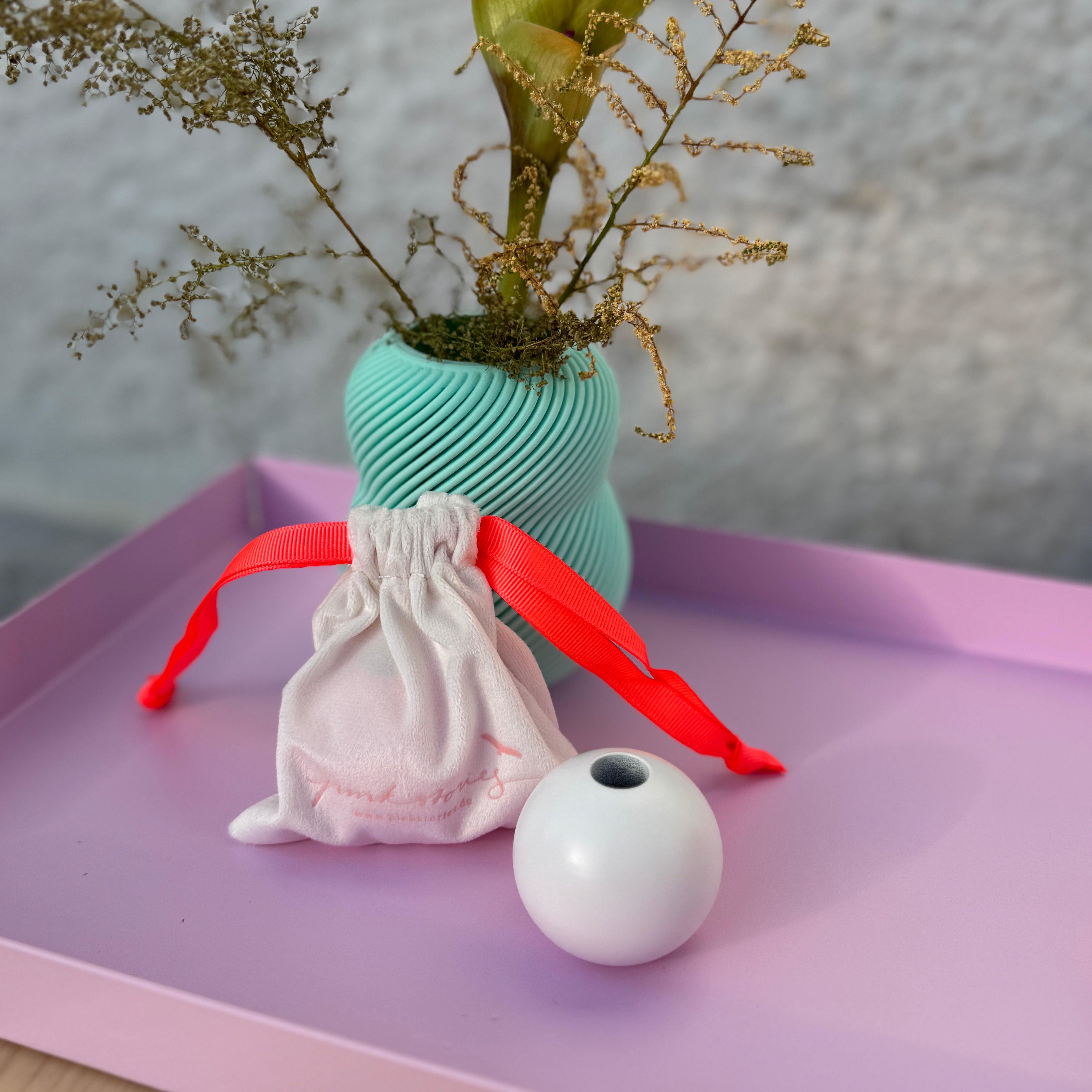 Flipper Boob * White