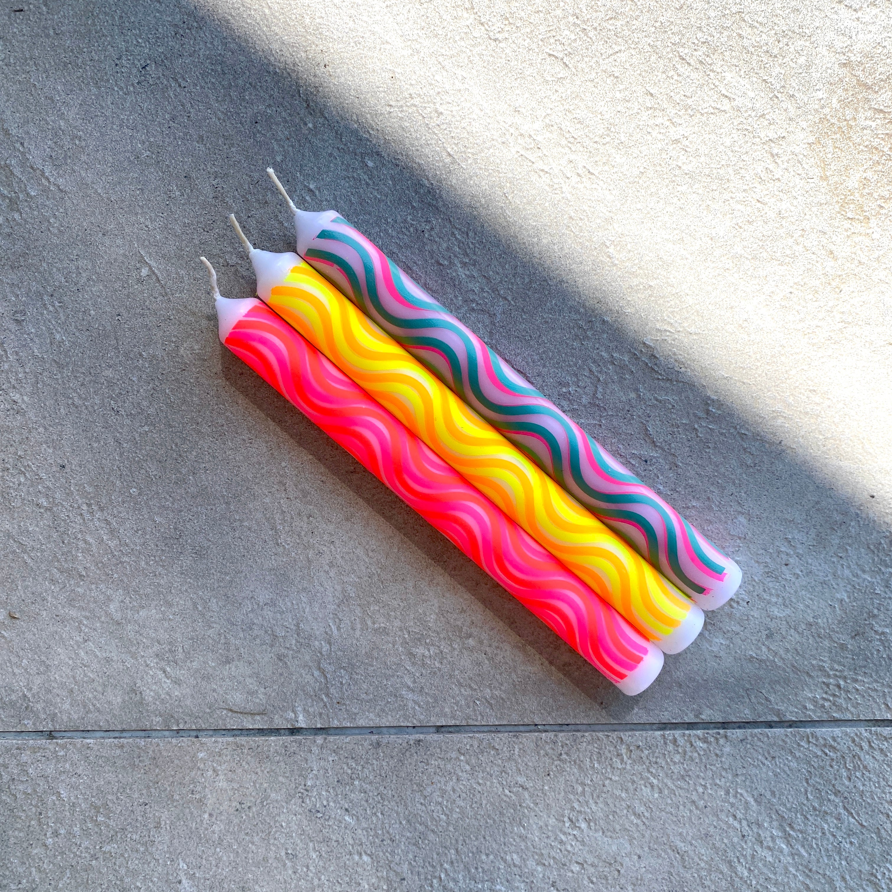 Graphic lights * Curves 304