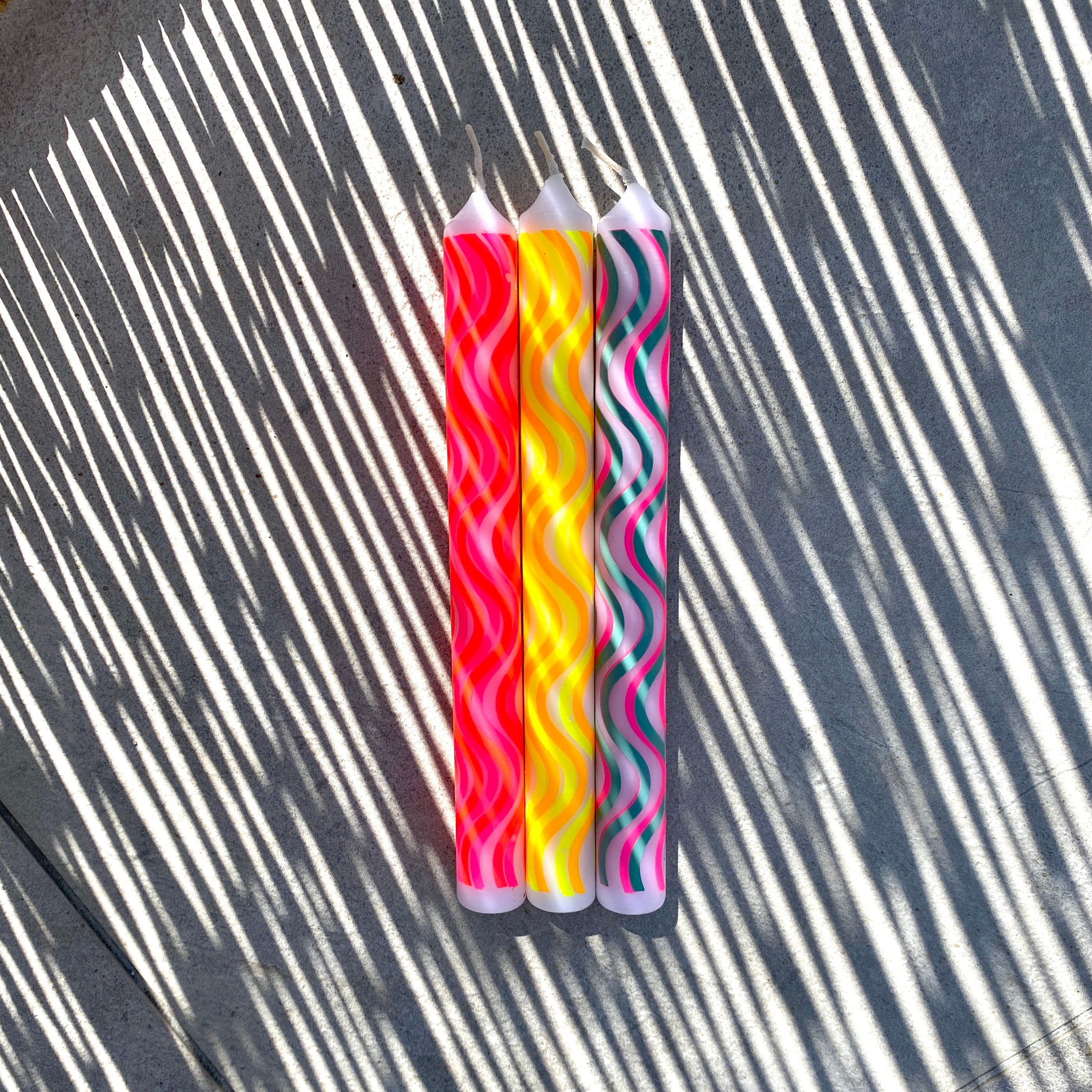 Graphic lights * Curves 304