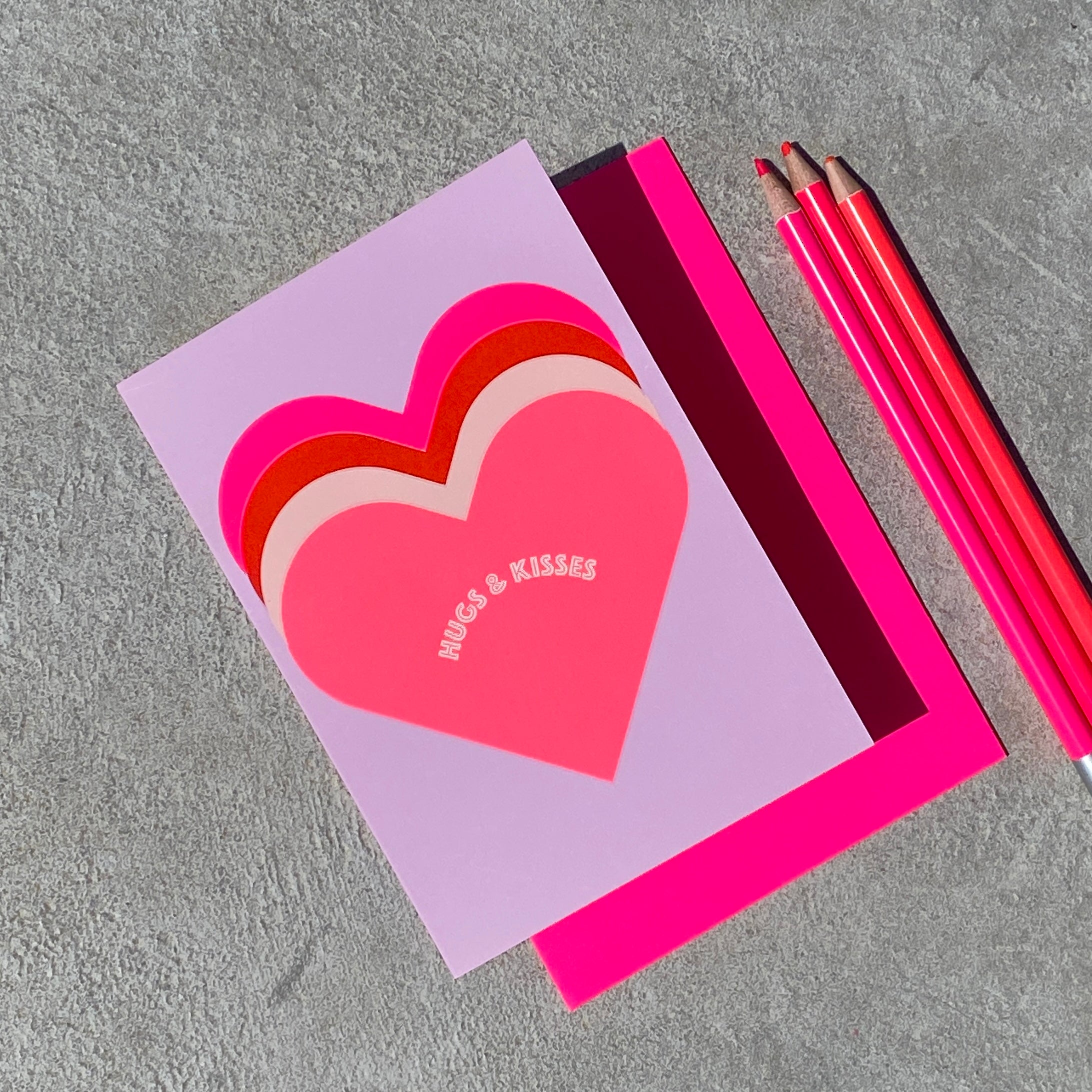 Hugs & kisses flieder